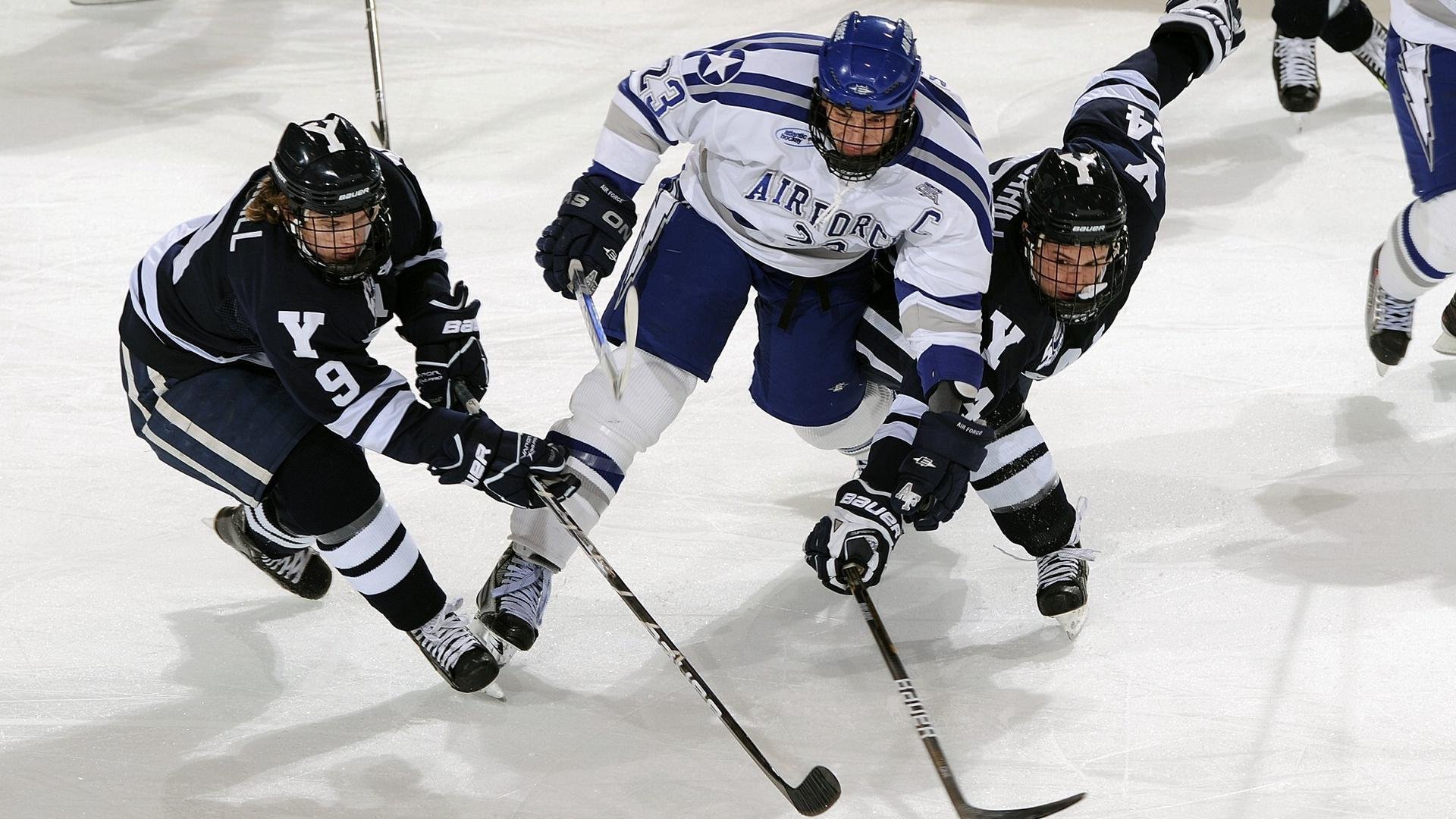 多特蒙德客场击败沙尔克保持德甲榜首，多特蒙德和沙尔克的历史渊源
