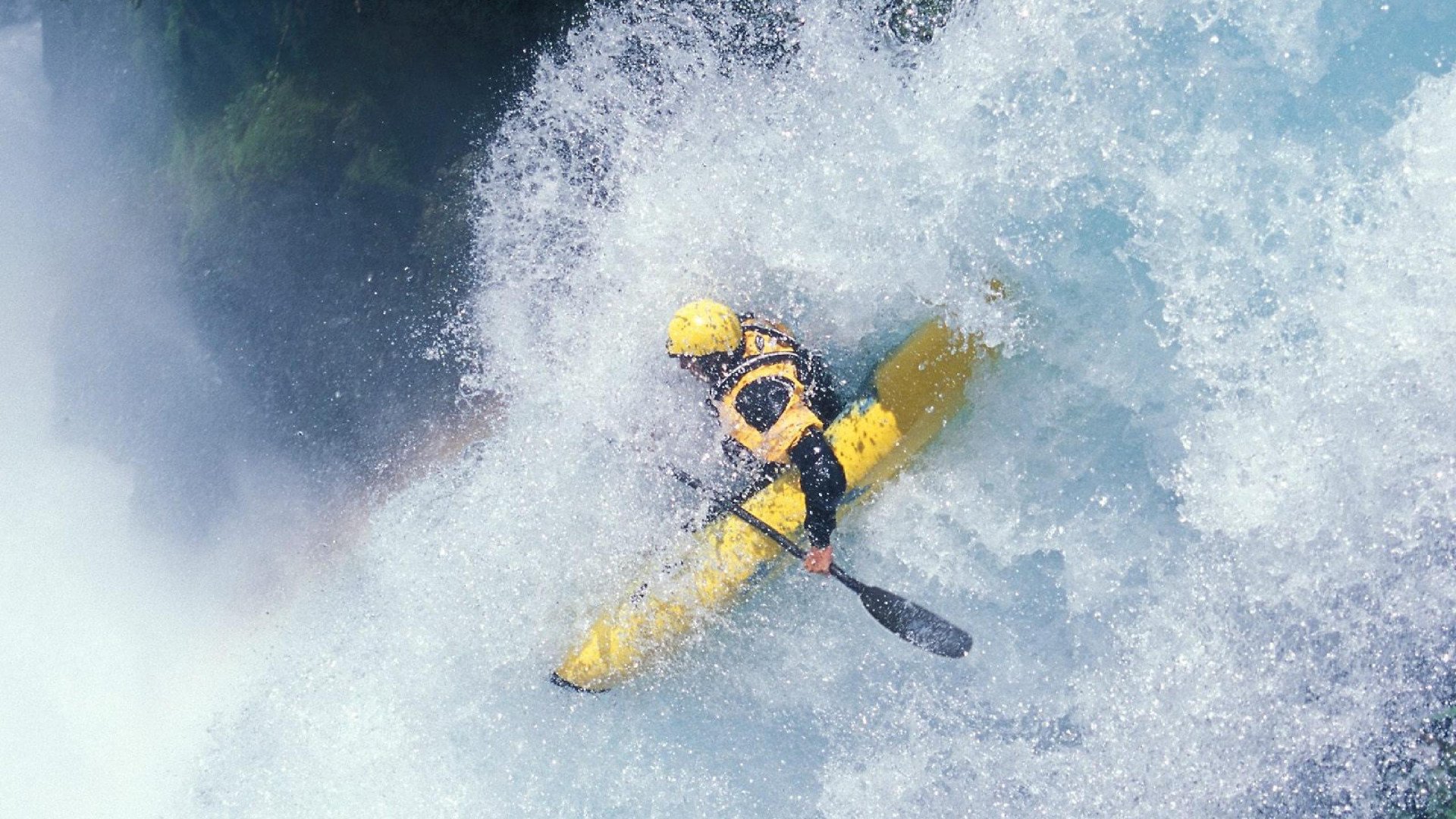 联赛赛场上发生了一场惊心动魄的比赛，比赛场面激烈